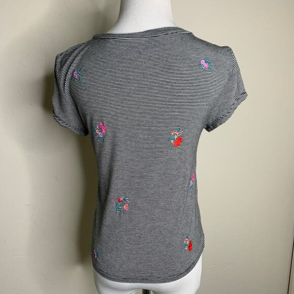 American Eagle Soft n Sexy Embroidered T Shirt Sz Small - Picture 2 of 8
